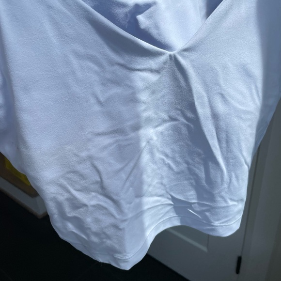 Lululemon sports bra - Picture 4 of 4